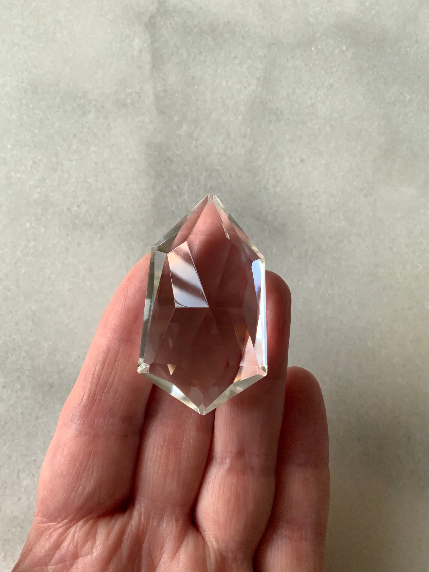 High Quality AAA Clear Quartz Faceted Diamond